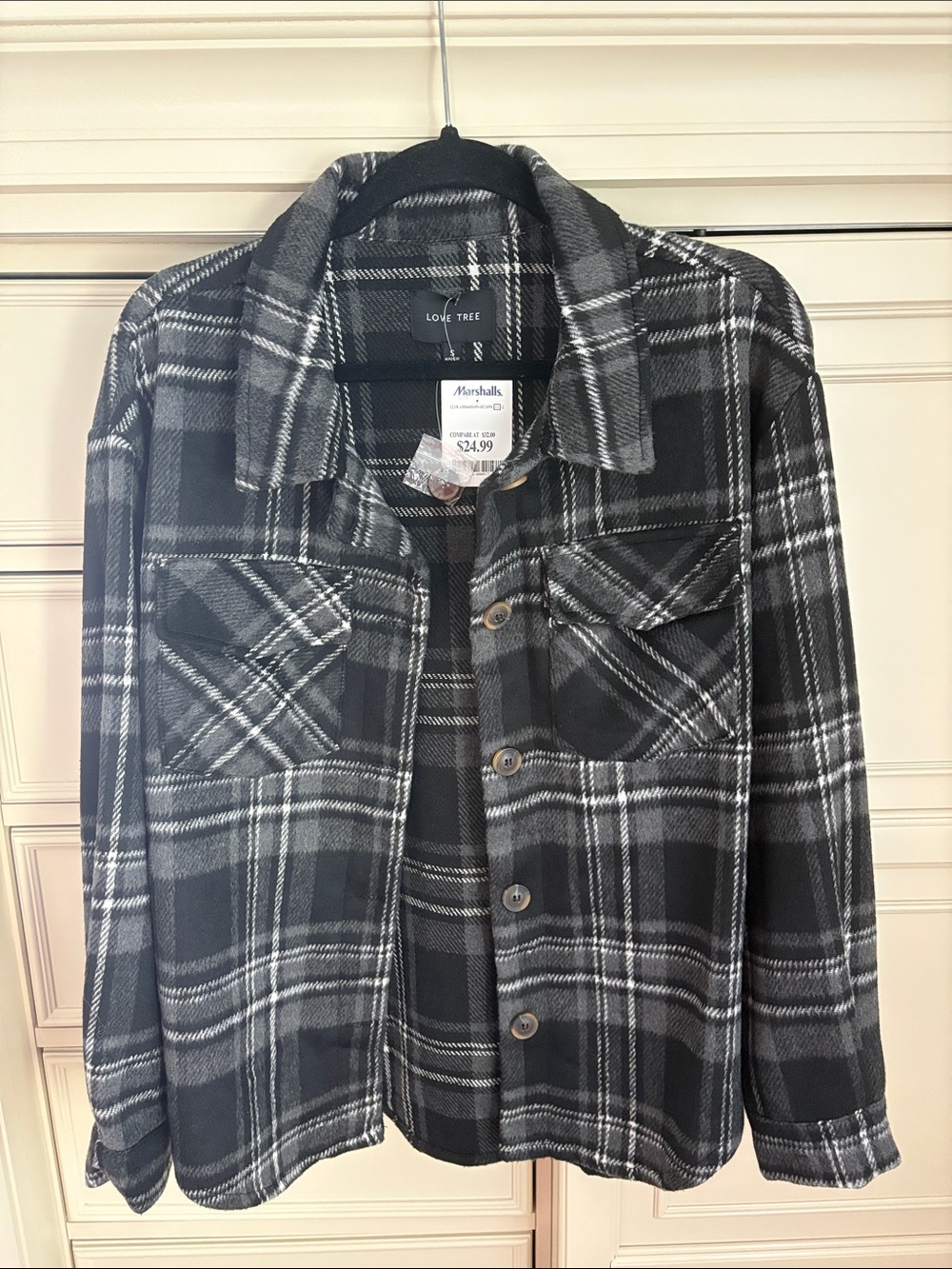 Love Tree Black & Gray Plaid Button-Front Shirt Jacket